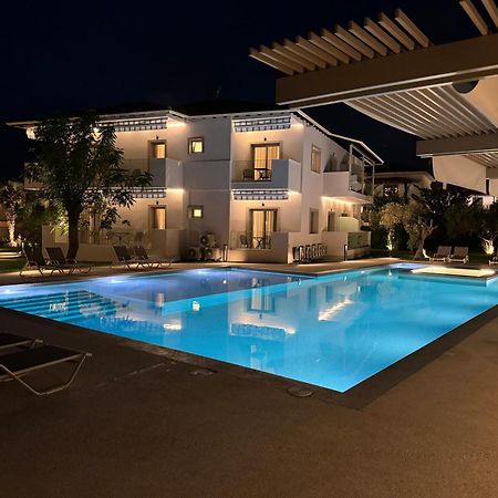 Studio Nikiti Beach Esterno foto
