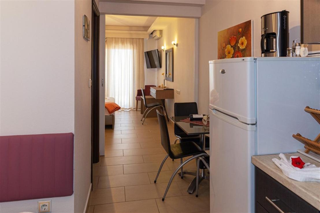 Studio Nikiti Beach Esterno foto