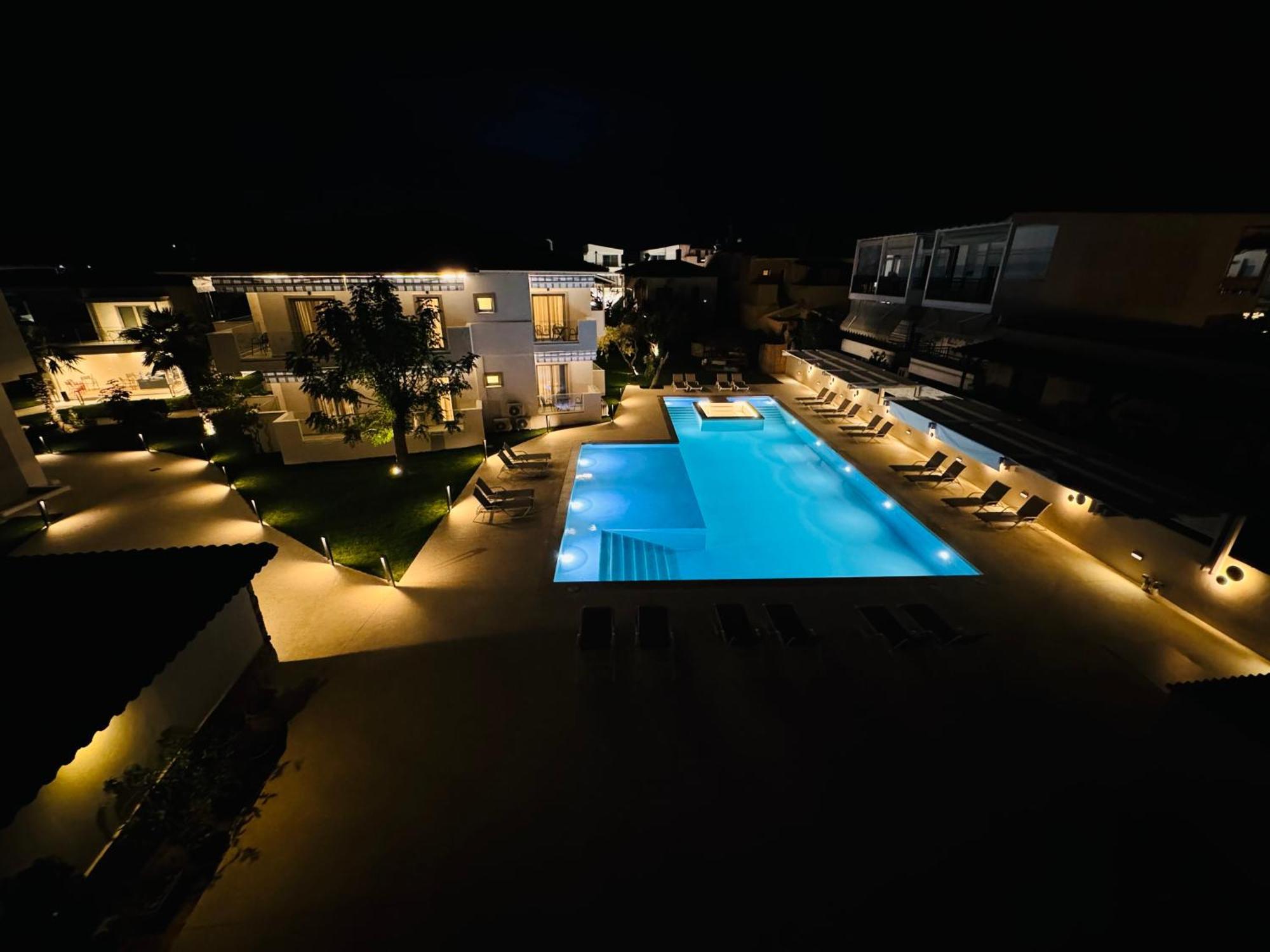 Studio Nikiti Beach Esterno foto