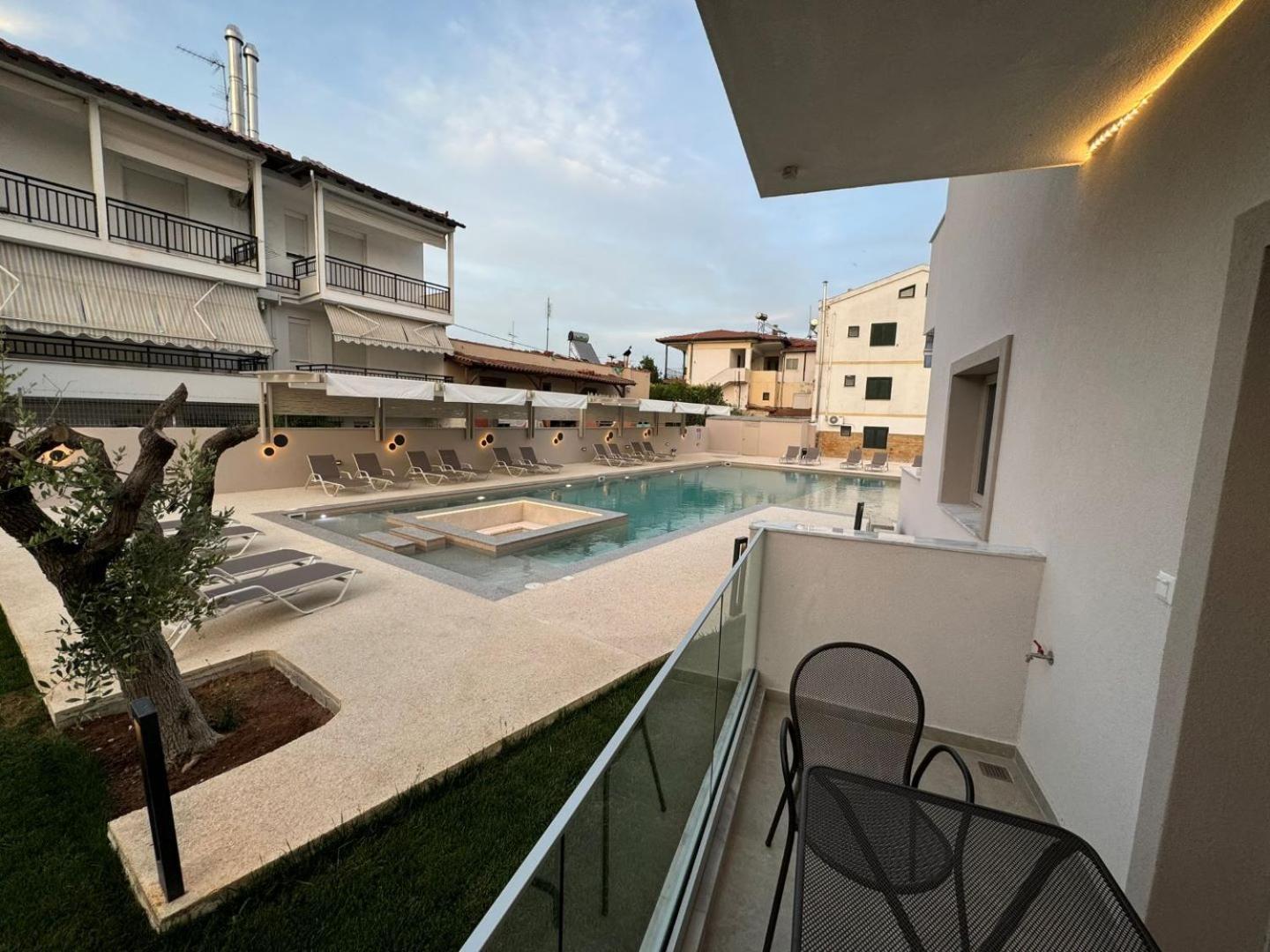 Studio Nikiti Beach Esterno foto